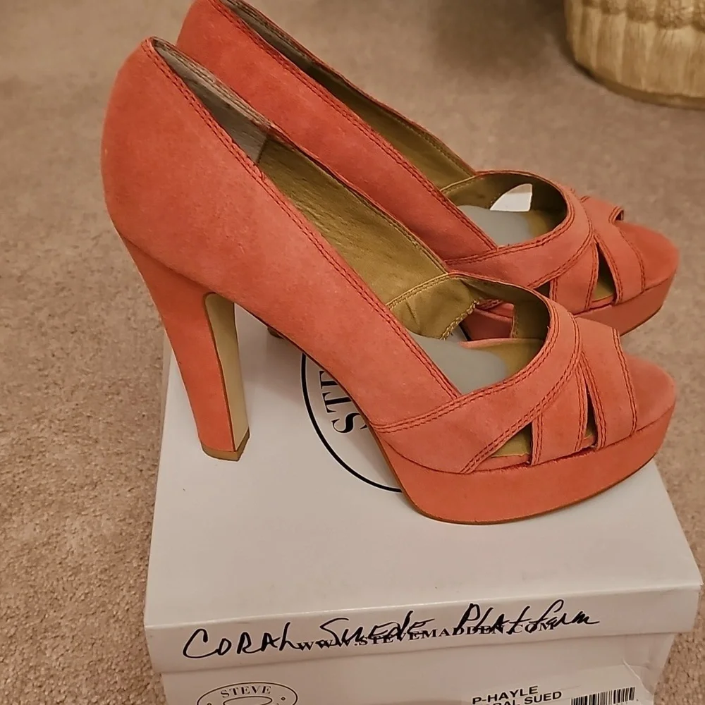 BRAND NEW CORAL SUEDE PLATFORMS